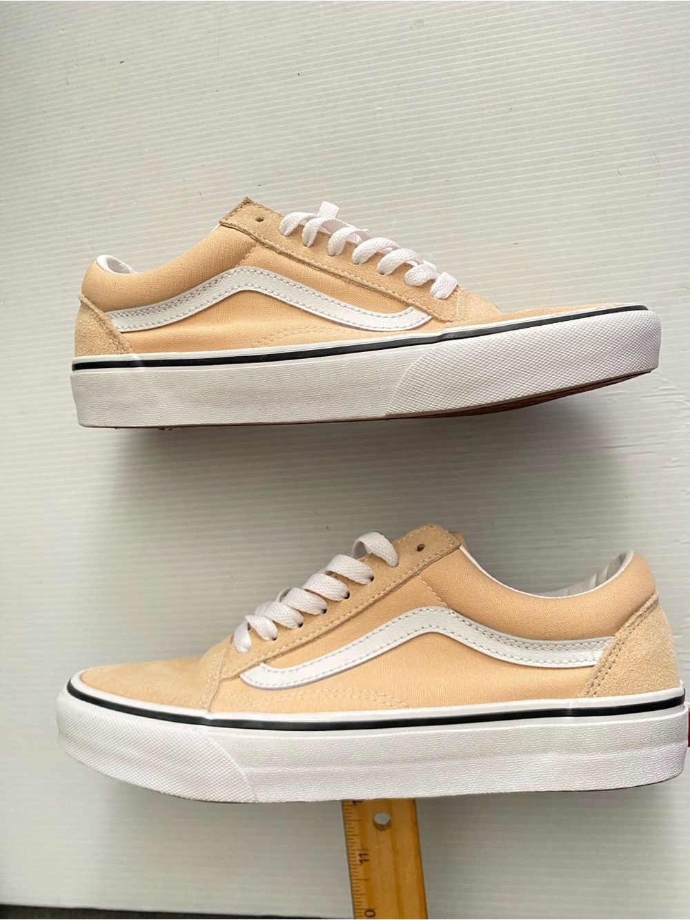 Vans Old Skool Low Top Sneakers in Peach with White Stripe W 9 M 7.5